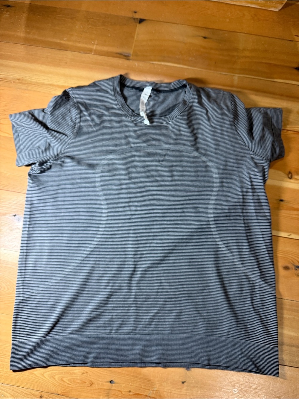 Lululemon Swiftly Tech Striped Short Sleeve Tee size 12